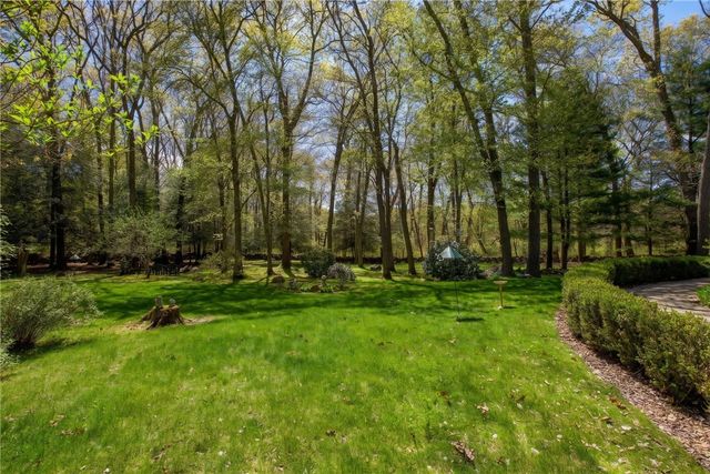 102 Woodbine Road, South Kingstown, RI 02879