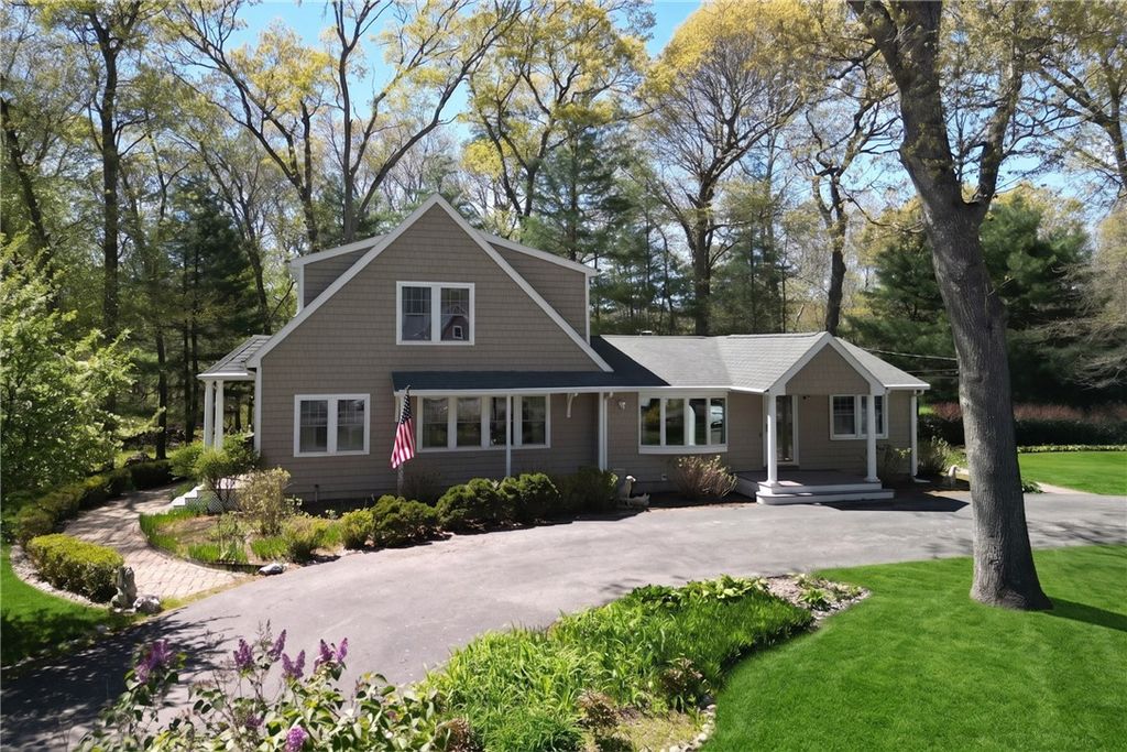 102 Woodbine Road, South Kingstown, RI 02879