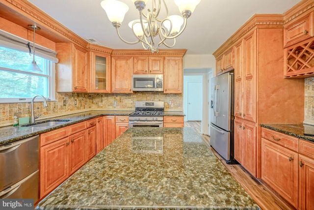 1 RADCLIFF CT, Sicklerville, NJ 08081