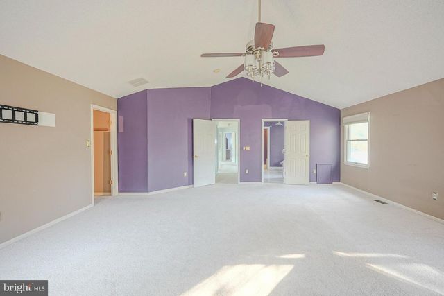 1 RADCLIFF CT, Sicklerville, NJ 08081