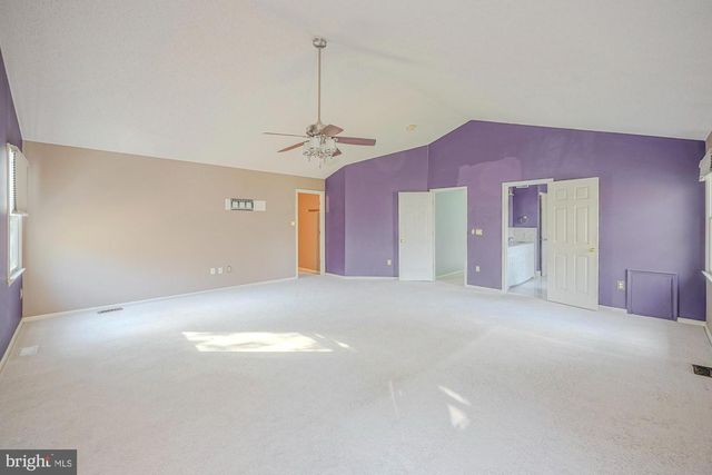 1 RADCLIFF CT, Sicklerville, NJ 08081