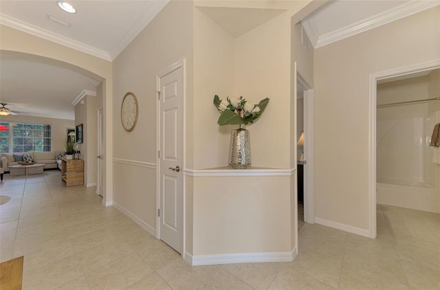 9082 COACHMAN DRIVE, Venice, FL 34293