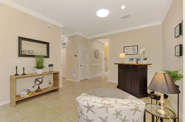 9082 COACHMAN DRIVE, Venice, FL 34293