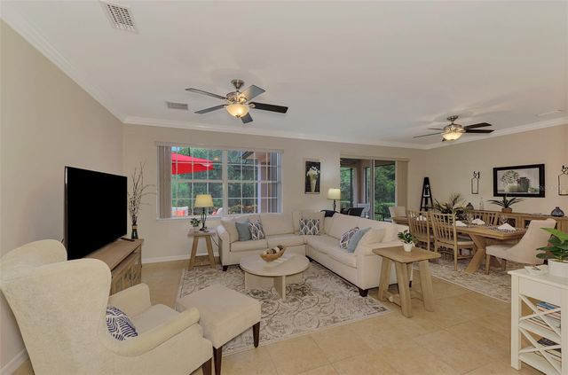 9082 COACHMAN DRIVE, Venice, FL 34293