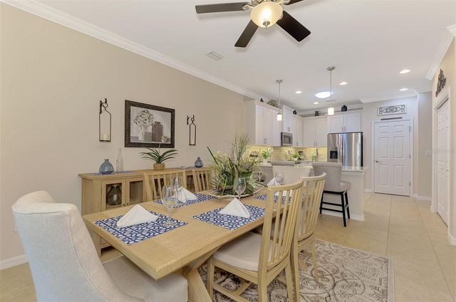 9082 COACHMAN DRIVE, Venice, FL 34293