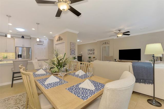 9082 COACHMAN DRIVE, Venice, FL 34293