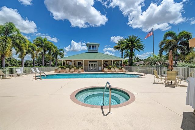 9082 COACHMAN DRIVE, Venice, FL 34293