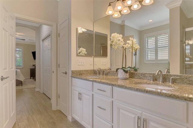9082 COACHMAN DRIVE, Venice, FL 34293