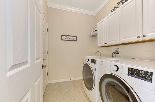 9082 COACHMAN DRIVE, Venice, FL 34293