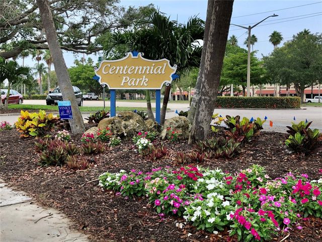 9082 COACHMAN DRIVE, Venice, FL 34293