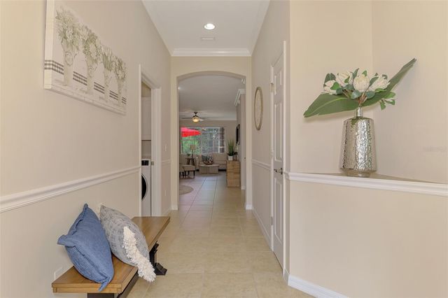 9082 COACHMAN DRIVE, Venice, FL 34293
