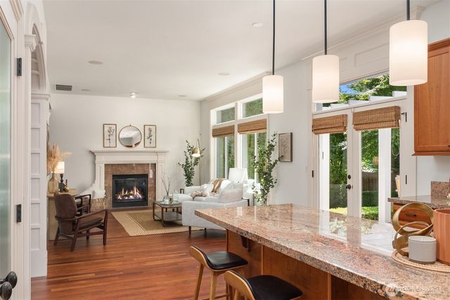 4717 NE 50th Street, Seattle, WA 98105