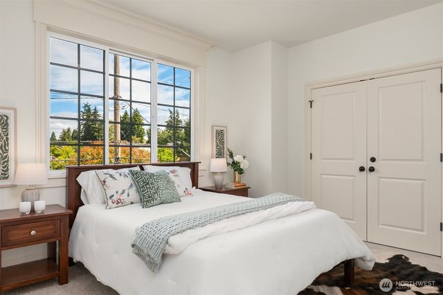 4717 NE 50th Street, Seattle, WA 98105