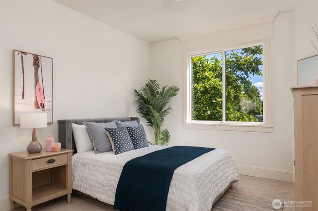 4717 NE 50th Street, Seattle, WA 98105