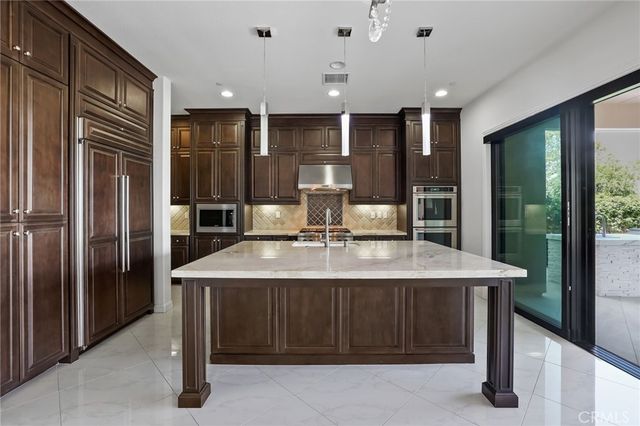 51 Heliotrope, Lake Forest, CA 92630
