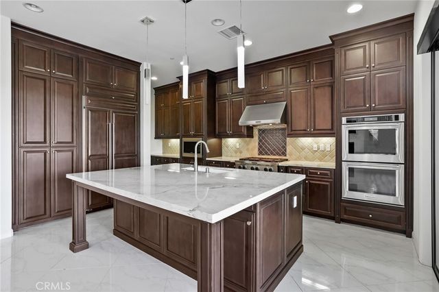 51 Heliotrope, Lake Forest, CA 92630
