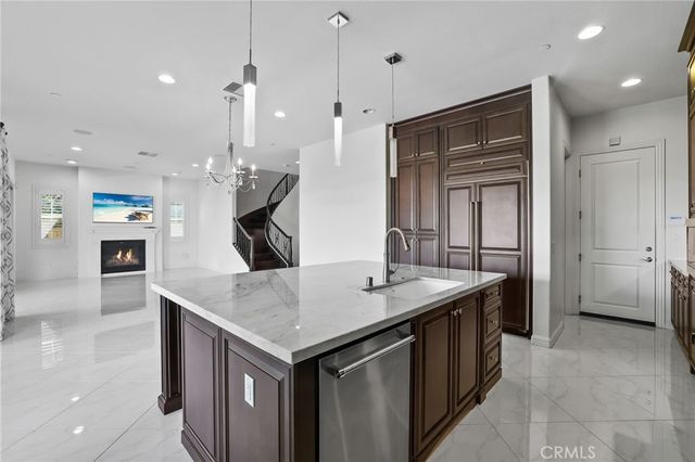 51 Heliotrope, Lake Forest, CA 92630