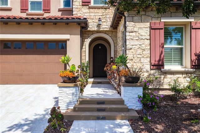51 Heliotrope, Lake Forest, CA 92630