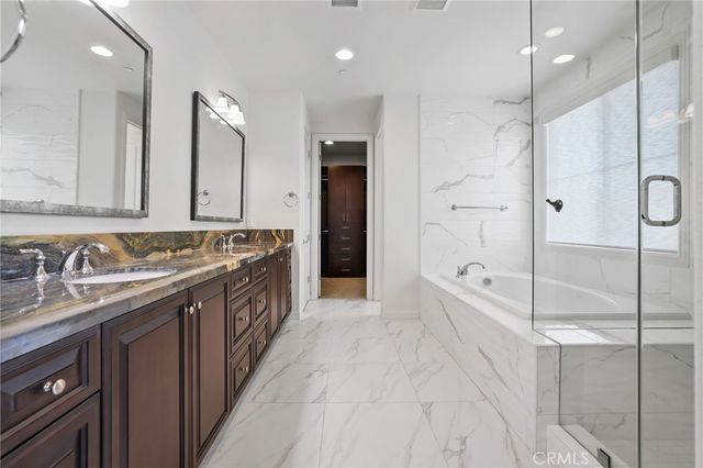 51 Heliotrope, Lake Forest, CA 92630