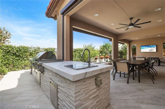 51 Heliotrope, Lake Forest, CA 92630