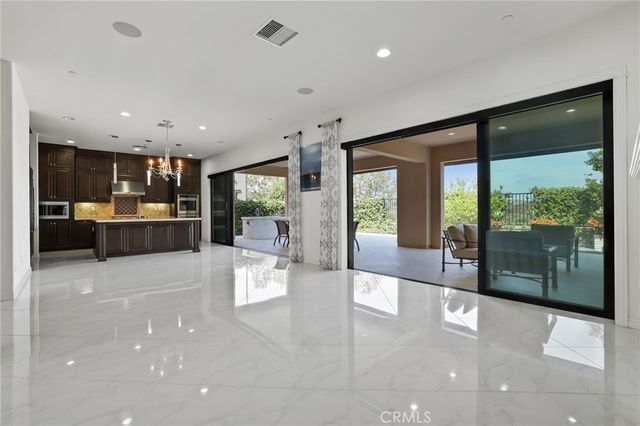 51 Heliotrope, Lake Forest, CA 92630