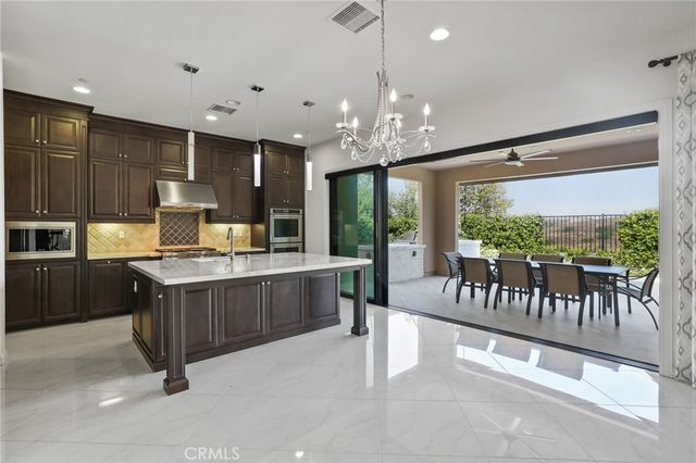 51 Heliotrope, Lake Forest, CA 92630