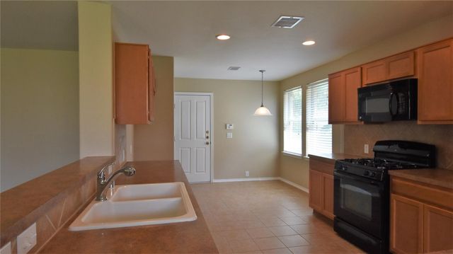 834 Honeysuckle Vine Drive, Rosenberg, TX 77469