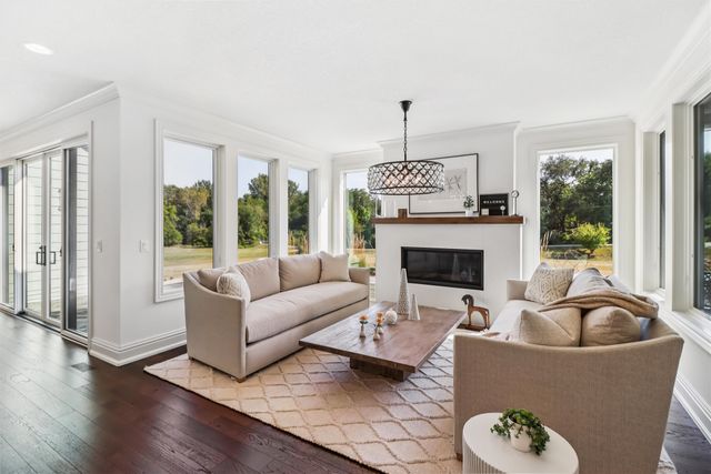 31275 Crosscreek Road, Waukee, IA 50263