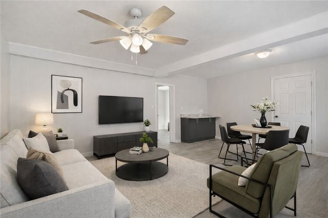 733 Peach, Glassport, PA 15045