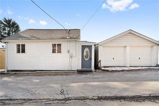 733 Peach, Glassport, PA 15045