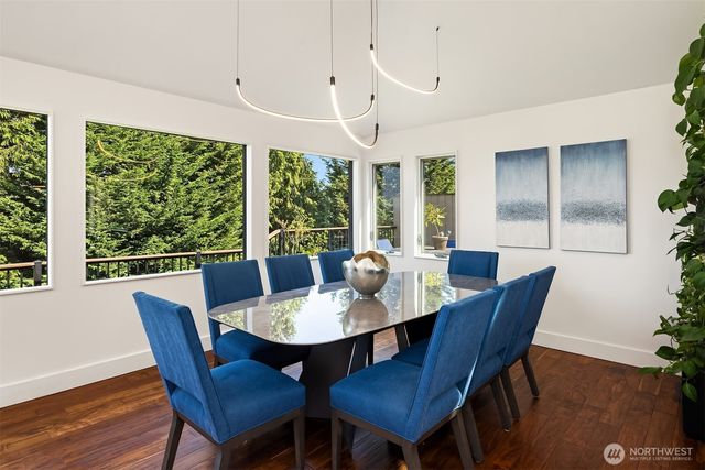 9360 Mercerwood Drive, Mercer Island, WA 98040