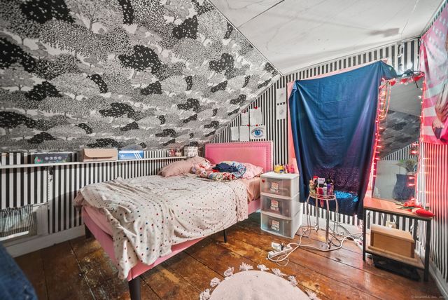 47 8th Street, Norwich, CT 06360