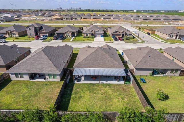 2227 Medusa Dr, Portland, TX 78374