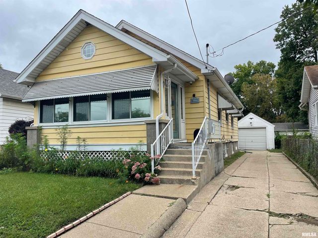1614 NE MONROE Street, Peoria, IL 61603