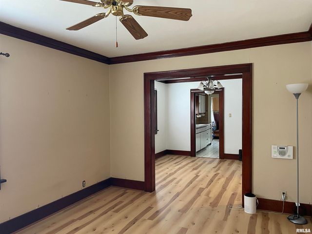 1614 NE MONROE Street, Peoria, IL 61603