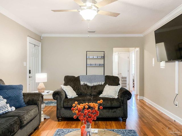 1618 W Garden St, Pensacola, FL 32502