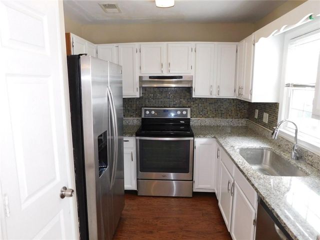 192 High Creek Drive, Roswell, GA 30076