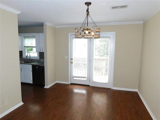 192 High Creek Drive, Roswell, GA 30076