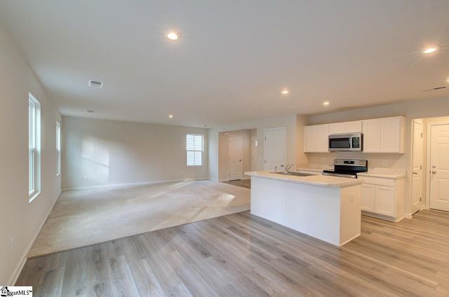 504 Mills Hill Way, Greenville, SC 29605