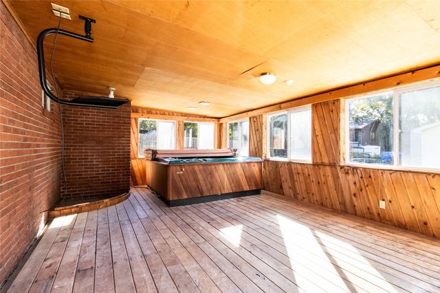 3101 John Patterson Road, Des Moines, IA 50317