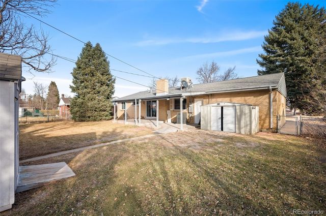 431 Revere Street, Aurora, CO 80011