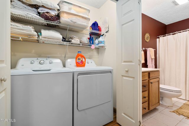 340 & 338 Red Tail Mountain Drive, Mountain City, TN 37683