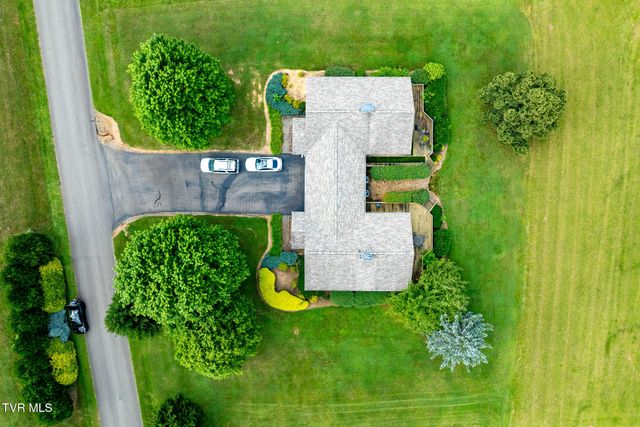 340 & 338 Red Tail Mountain Drive, Mountain City, TN 37683