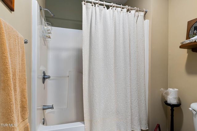 340 & 338 Red Tail Mountain Drive, Mountain City, TN 37683