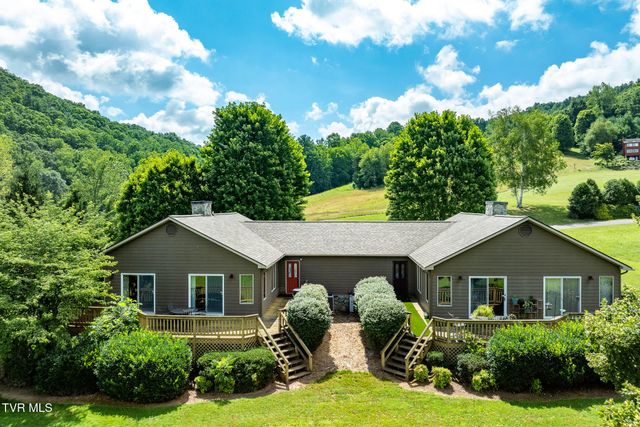 340 & 338 Red Tail Mountain Drive, Mountain City, TN 37683