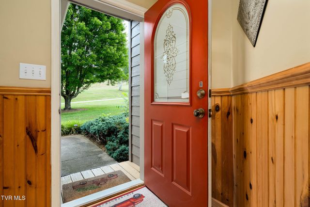 340 & 338 Red Tail Mountain Drive, Mountain City, TN 37683