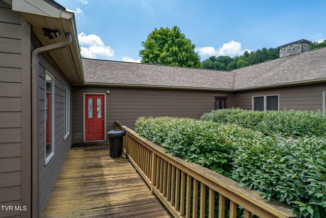 340 & 338 Red Tail Mountain Drive, Mountain City, TN 37683