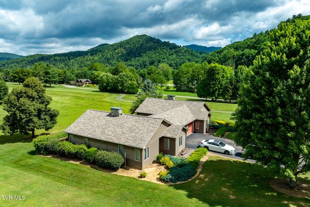 340 & 338 Red Tail Mountain Drive, Mountain City, TN 37683