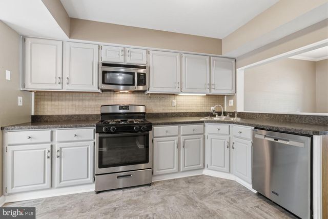 1586 BUD LN, Yardley, PA 19067