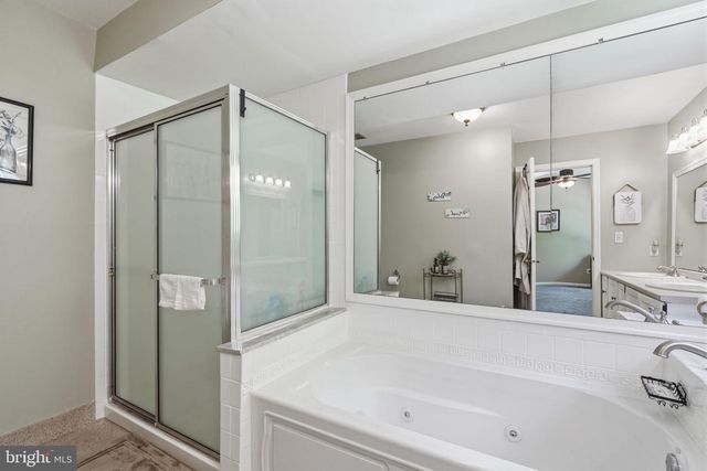 1586 BUD LN, Yardley, PA 19067